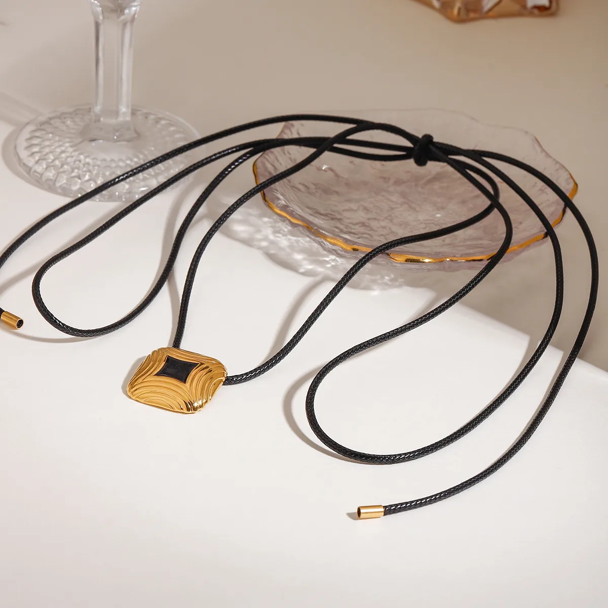 Basic Classic Style Commute Geometric 316 Stainless Steel  Women's Bracelets Earrings Necklace display picture 11