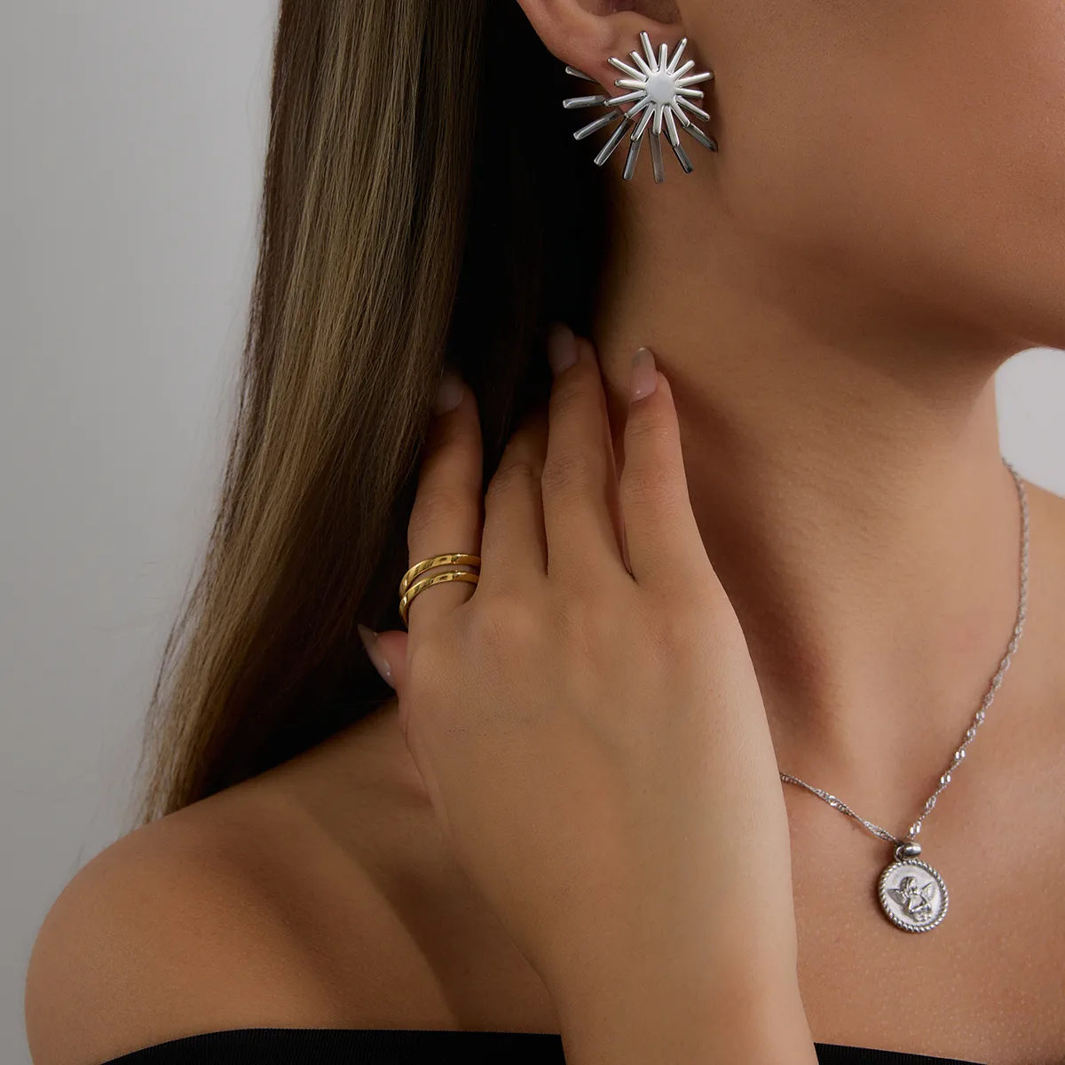 Basic Modern Style Simple Style Geometric Sun 316 Stainless Steel  Earrings Ear Studs display picture 8