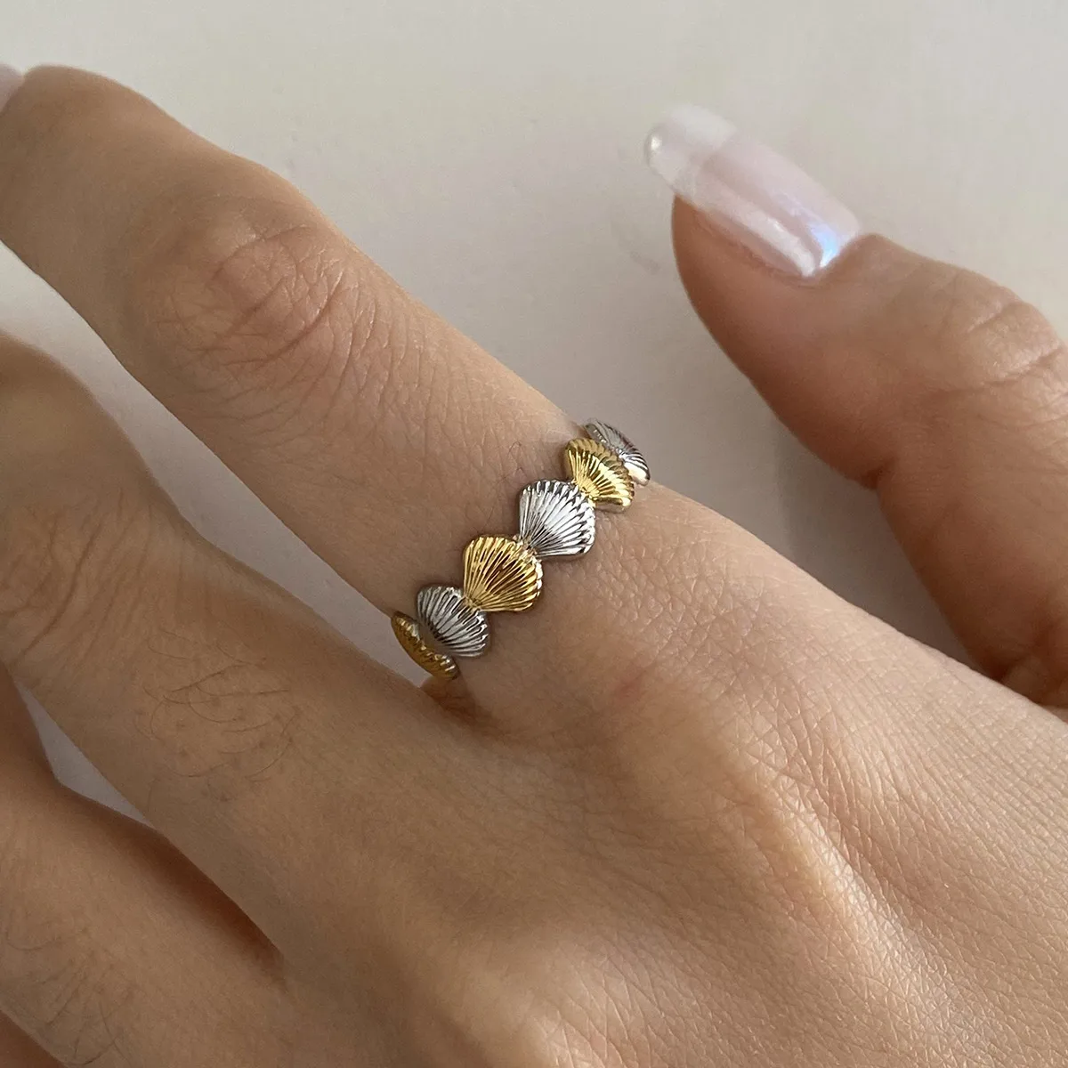 Elegant Simple Style Geometric 304 Stainless Steel Plating Inlay Zircon 18K Gold Plated Women's Rings display picture 3