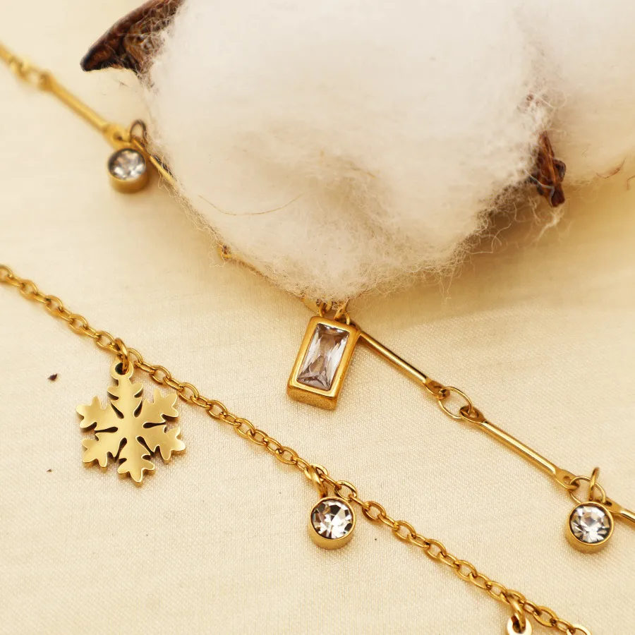 Retro Classic Style Snowflake 304 Stainless Steel Polishing Plating Zircon 18K Gold Plated Women's Multi Charms Necklace display picture 4