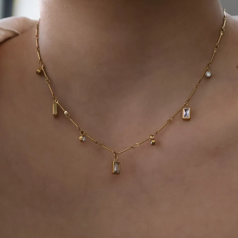 Retro Classic Style Snowflake 304 Stainless Steel Polishing Plating Zircon 18K Gold Plated Women's Multi Charms Necklace display picture 1