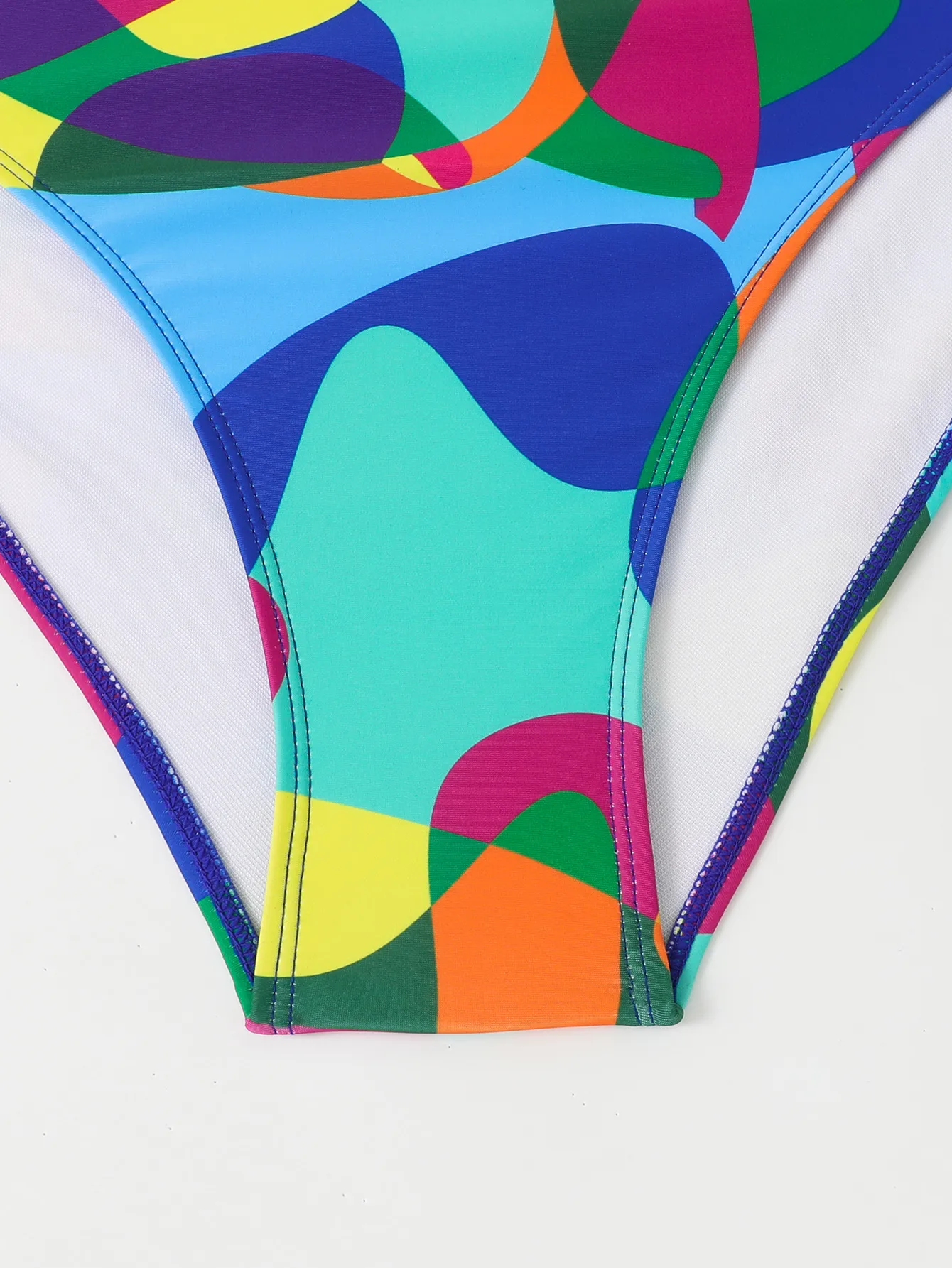 Women's Ditsy Floral 2 Pieces Set Swimwear display picture 11