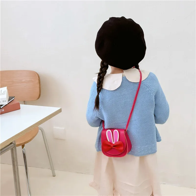 Girl'S Pu Leather Animal Bow Knot Cute Square Magnetic Buckle Crossbody Bag display picture 7