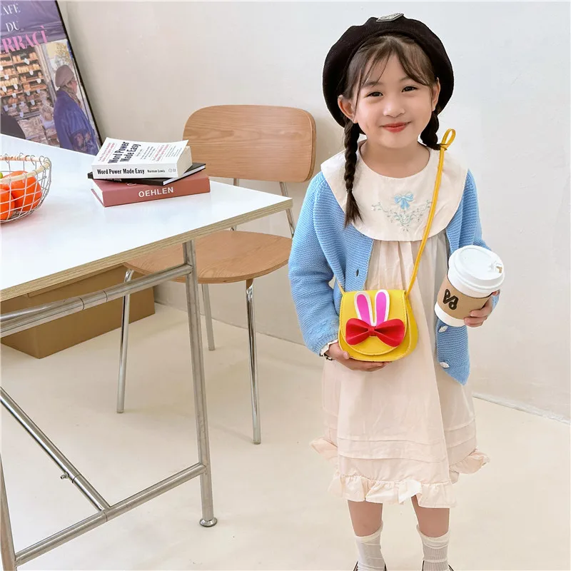 Girl'S Pu Leather Animal Bow Knot Cute Square Magnetic Buckle Crossbody Bag display picture 29
