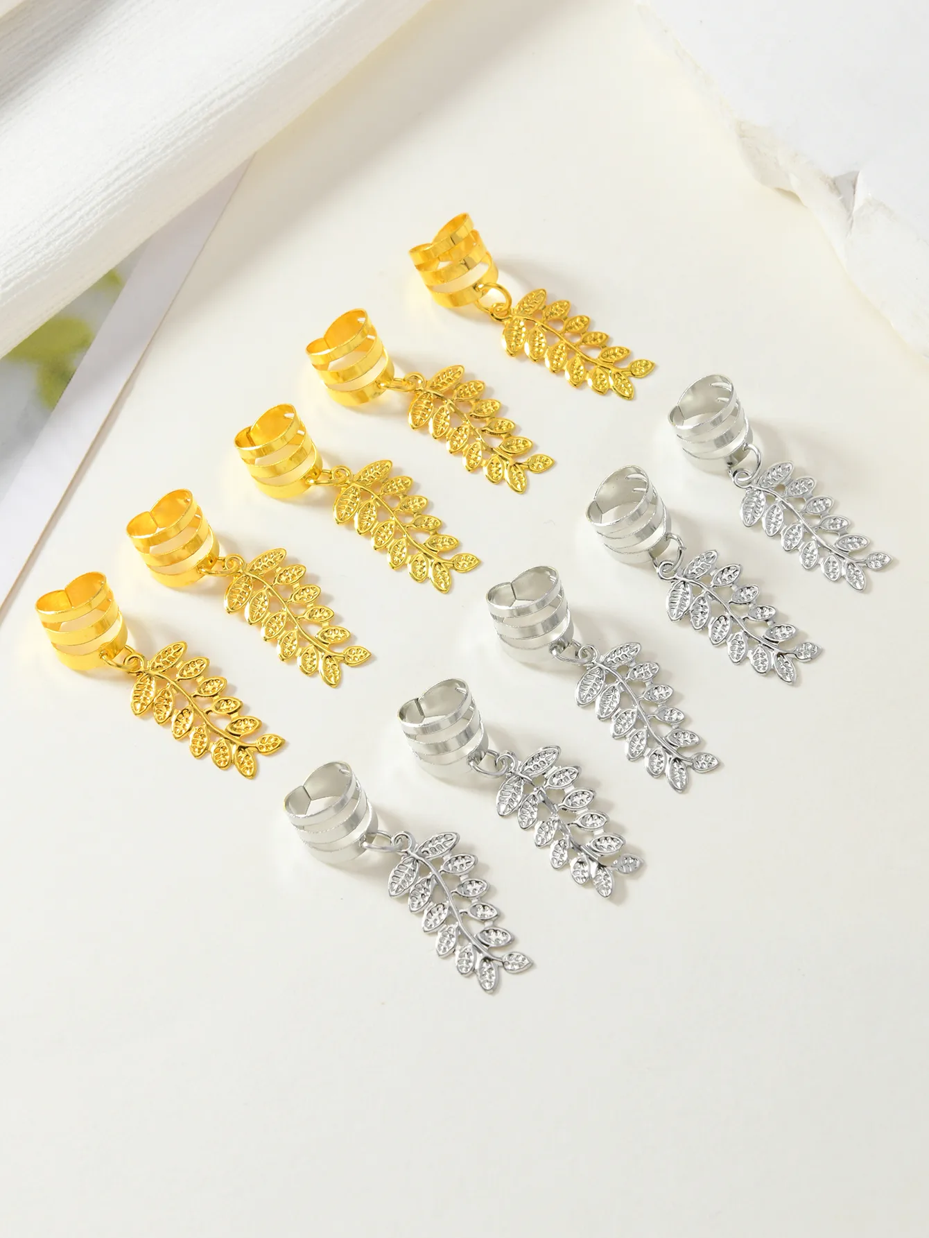 Women's Elegant Leaves Alloy Hair Clip display picture 5