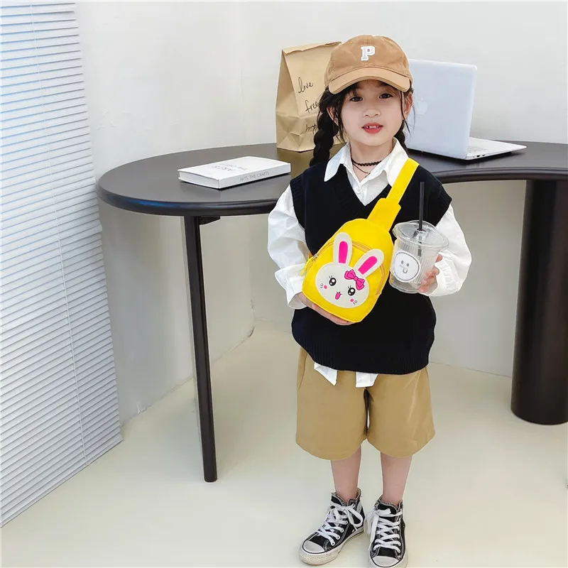 Girl'S Nylon Animal Cartoon Cute Oval Zipper Fanny Pack display picture 75