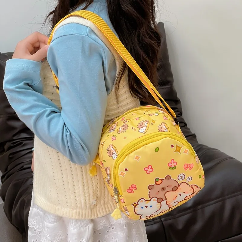 Kid'S Nylon Cartoon Capybara Cute Square Zipper Crossbody Bag display picture 58