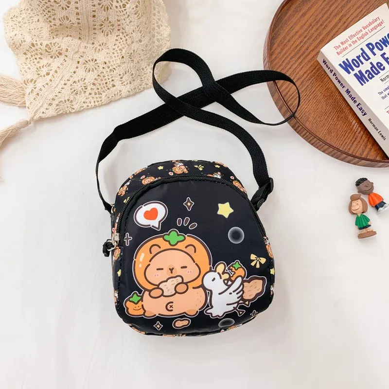 Kid'S Nylon Cartoon Capybara Cute Square Zipper Crossbody Bag display picture 45