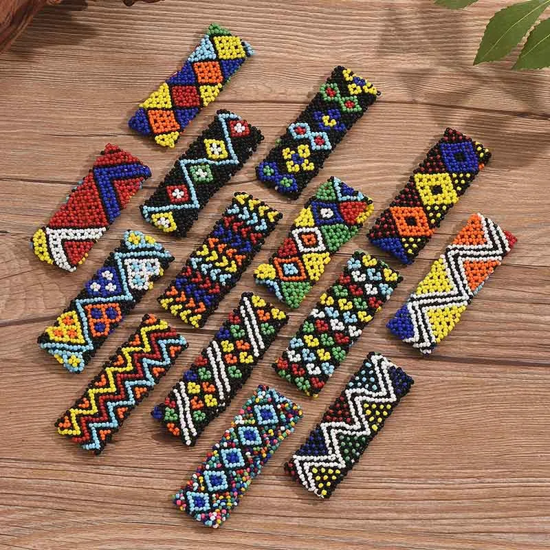 Vacation Classic Style Geometric Glass Glass Round Women's Bracelets display picture 3