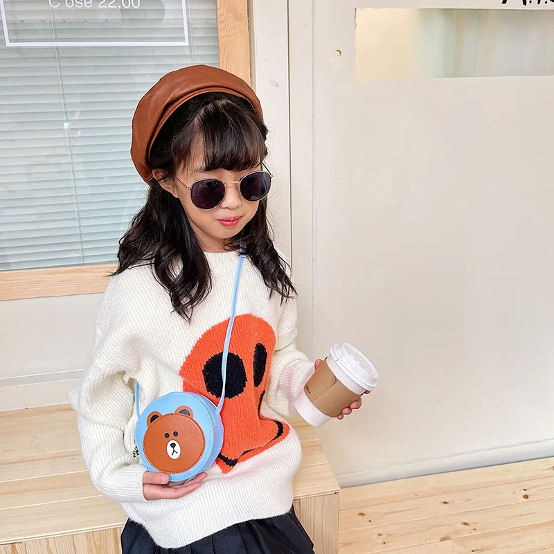 Kid'S Pu Leather Cartoon Bear Cute Round Zipper Crossbody Bag display picture 3