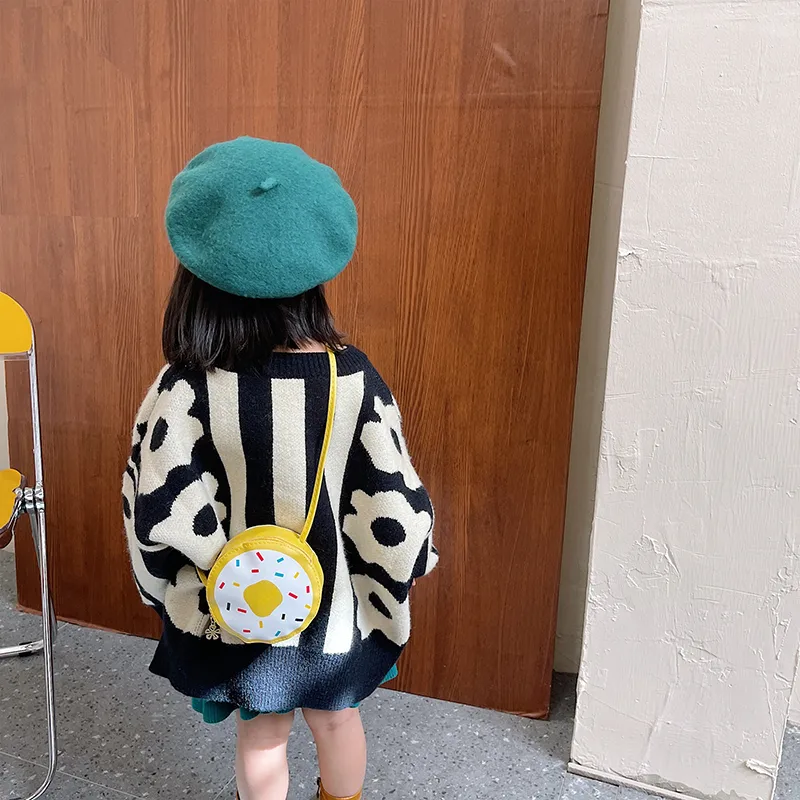 Kid'S Pu Leather Donuts Cute Round Zipper Shoulder Bag Crossbody Bag display picture 1