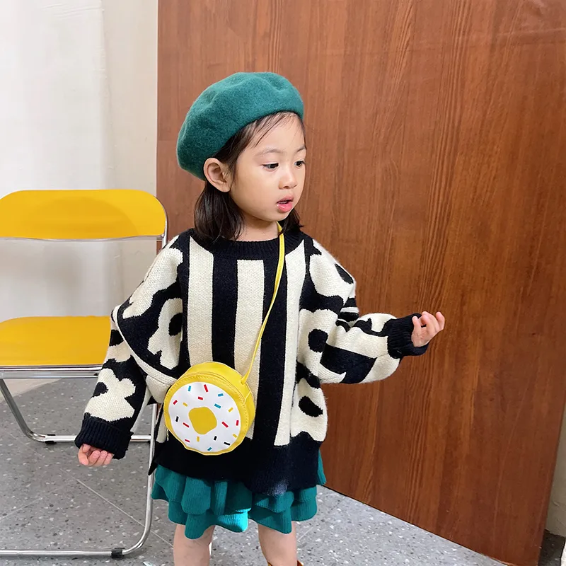 Kid'S Pu Leather Donuts Cute Round Zipper Shoulder Bag Crossbody Bag display picture 29