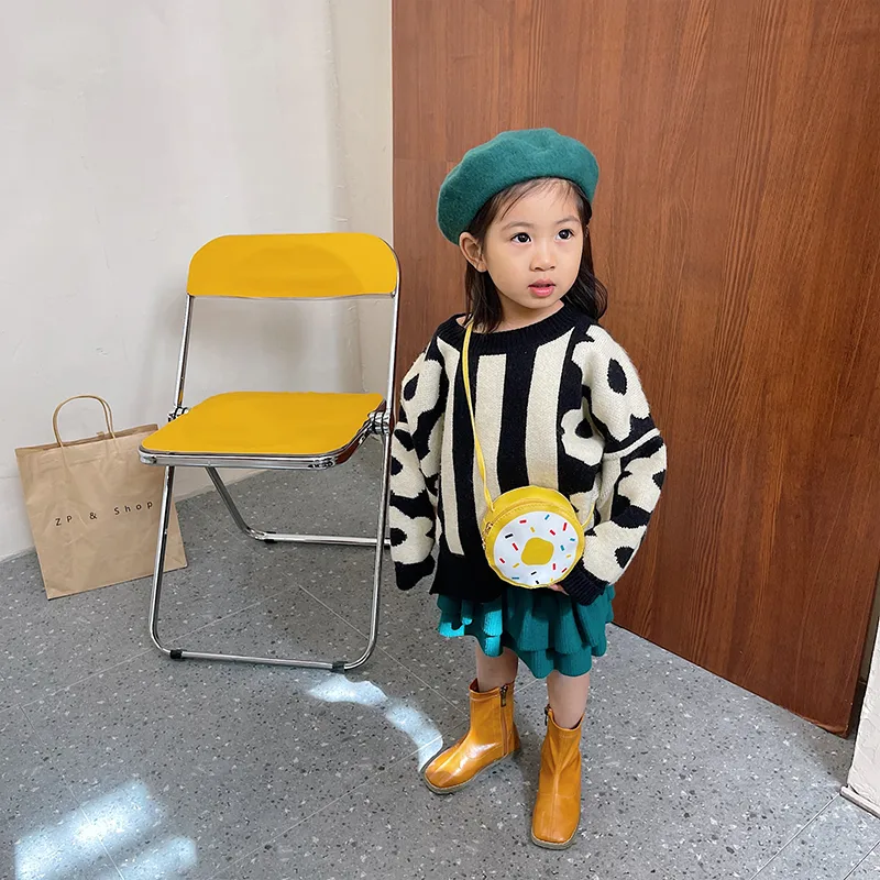 Kid'S Pu Leather Donuts Cute Round Zipper Shoulder Bag Crossbody Bag display picture 30
