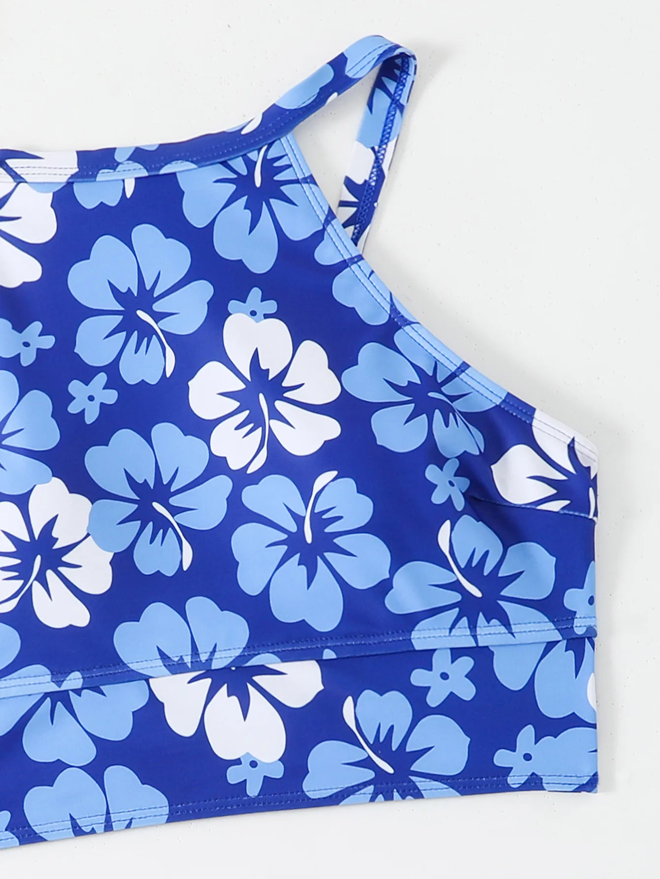 Women's Ditsy Floral 2 Pieces Set Swimwear display picture 14