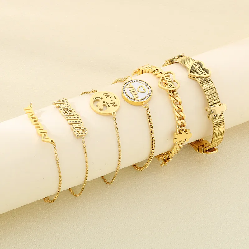 Simple Style Letter Heart Shape 304 Stainless Steel 18K Gold Plated Mother'S Day Women's Bracelets display picture 4