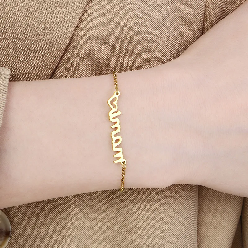 Simple Style Letter Heart Shape 304 Stainless Steel 18K Gold Plated Mother'S Day Women's Bracelets display picture 17