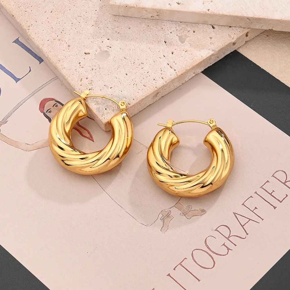 1 Pair/Package Casual Modern Style Simple Style U Shape Geometry Handmade Polishing Plating 304 Stainless Steel 18K Gold Plated Earrings display picture 7