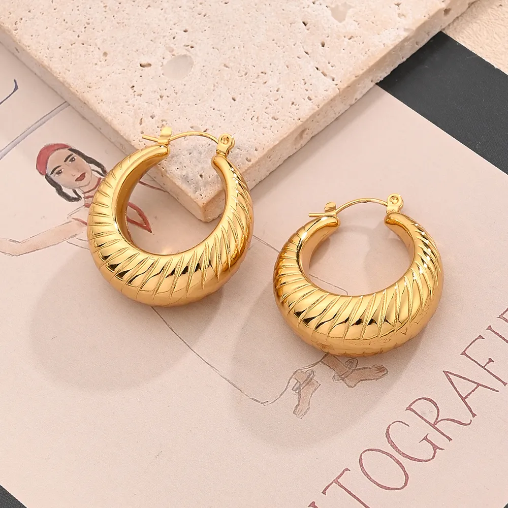 1 Pair/Package Casual Modern Style Simple Style U Shape Handmade Polishing Plating 304 Stainless Steel 18K Gold Plated Earrings display picture 7