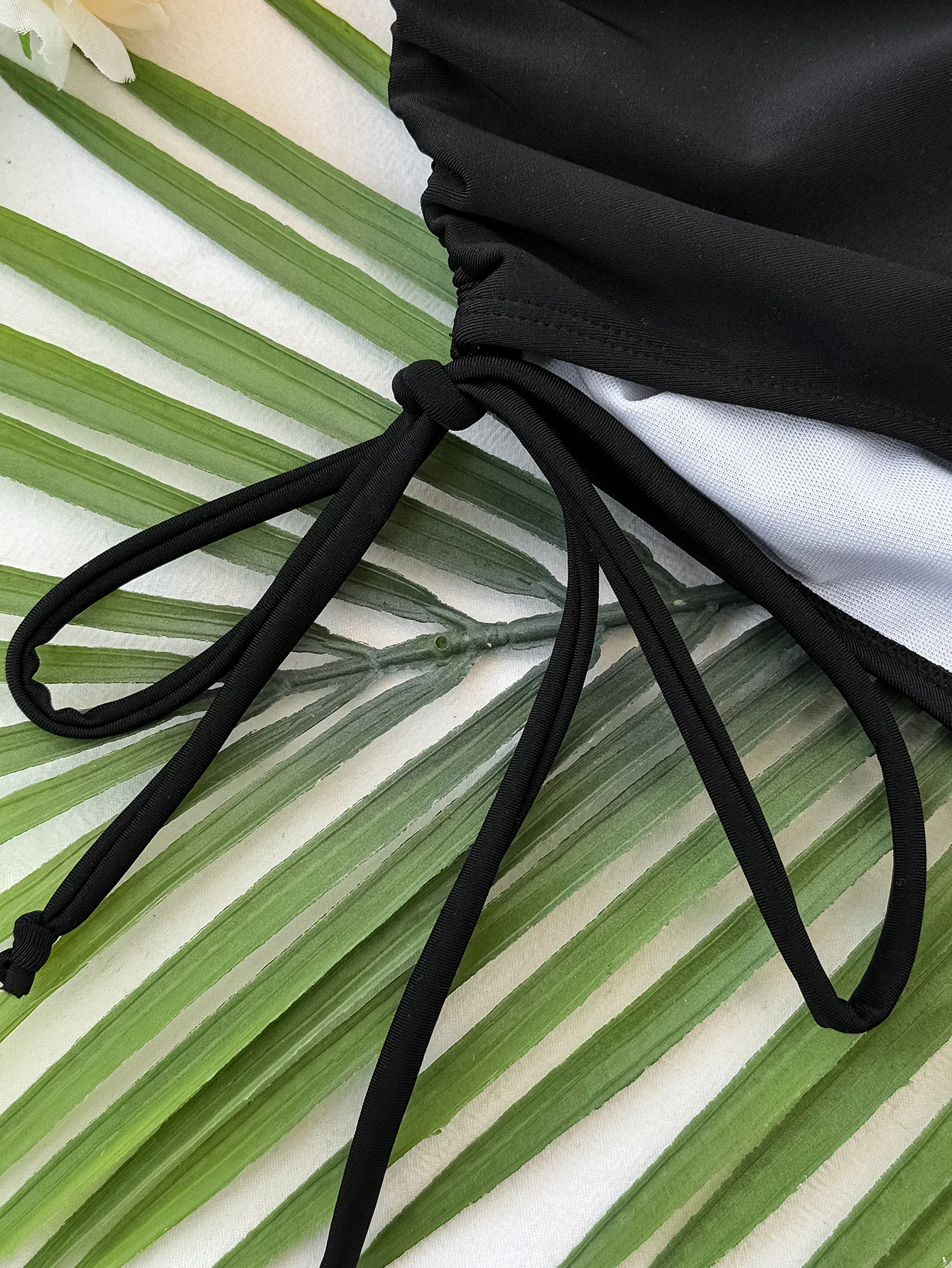 Women's Stripe 1 Piece Swimwear display picture 5