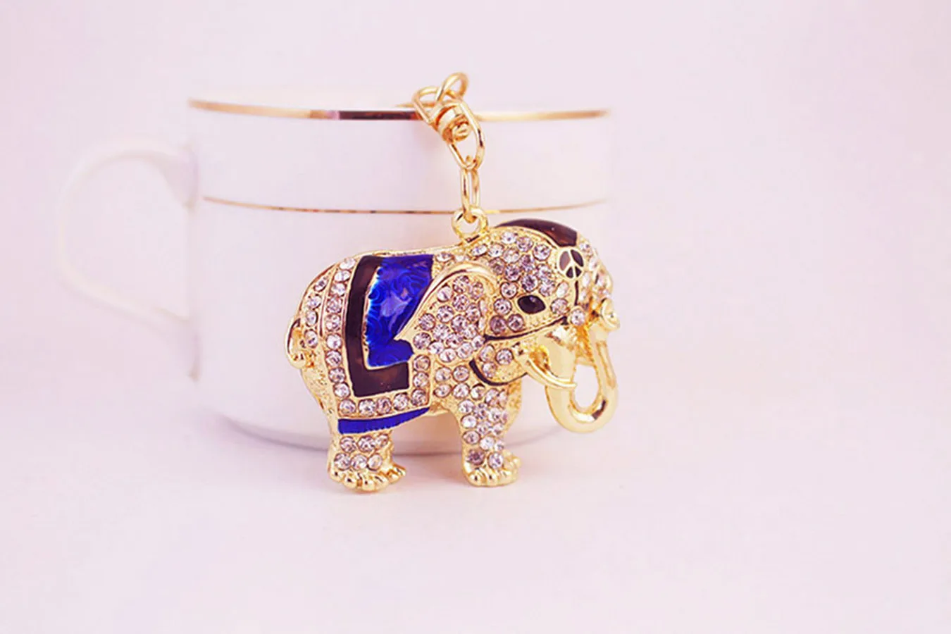 1 Piece Cute Sweet Elephant Alloy Inlay Rhinestones Women's Keychain display picture 9