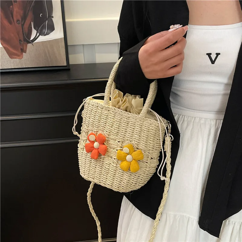 Women's Straw Flower Vacation Square String Straw Bag display picture 5