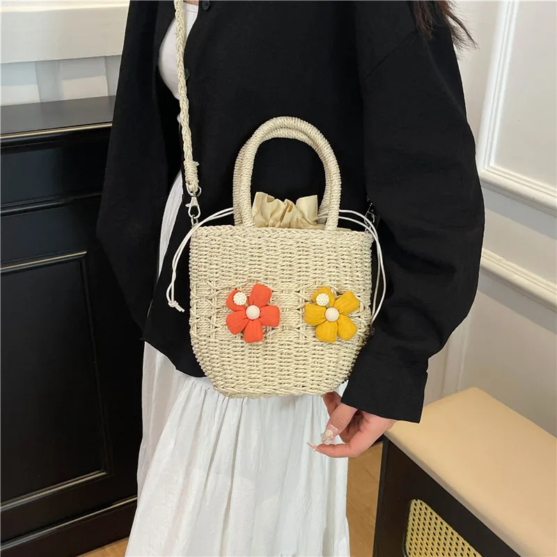 Women's Straw Flower Vacation Square String Straw Bag display picture 8