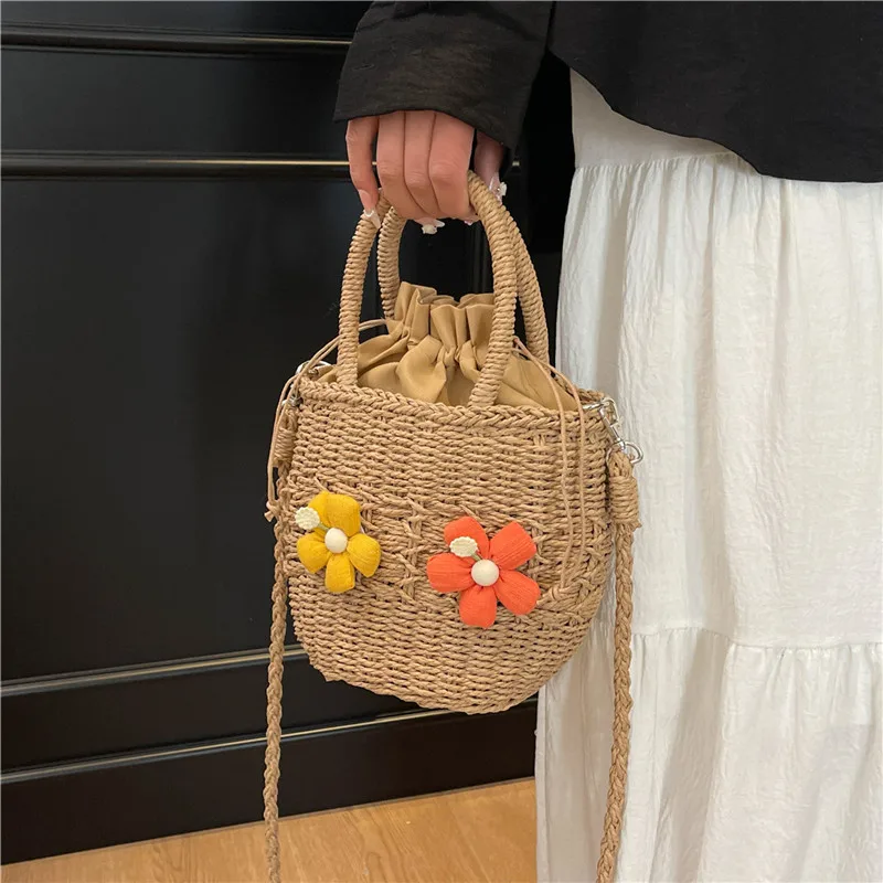 Women's Straw Flower Vacation Square String Straw Bag display picture 23