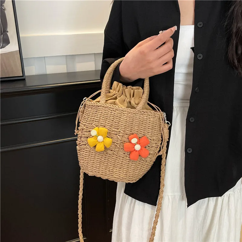 Women's Straw Flower Vacation Square String Straw Bag display picture 35