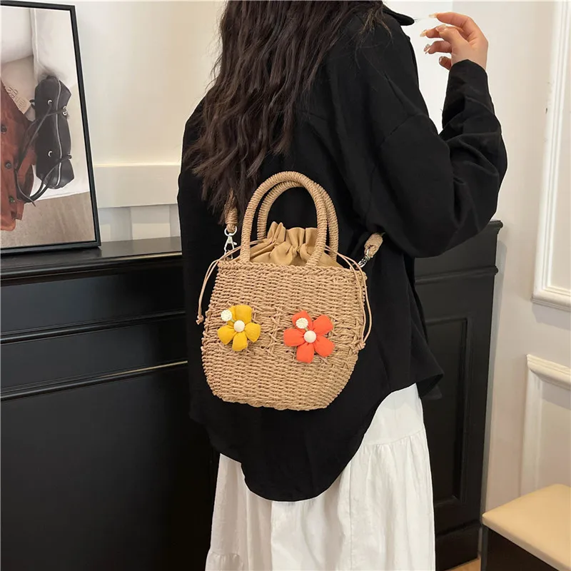 Women's Straw Flower Vacation Square String Straw Bag display picture 36