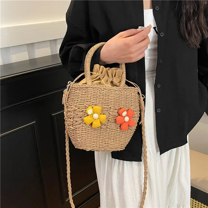 Women's Straw Flower Vacation Square String Straw Bag display picture 25