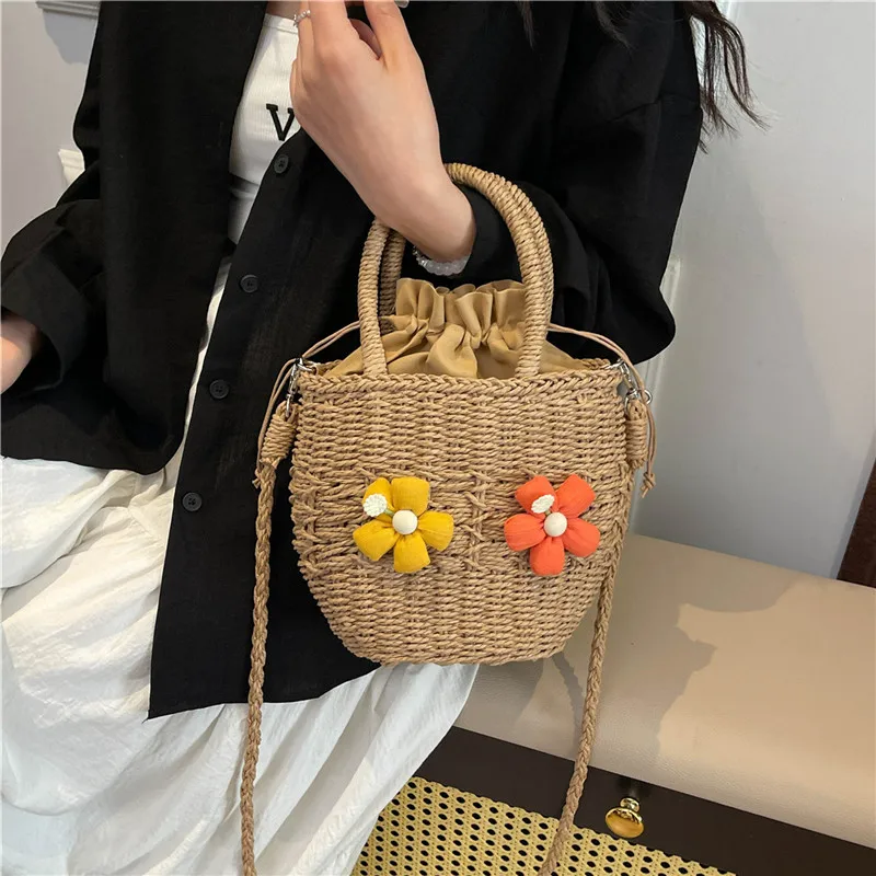 Women's Straw Flower Vacation Square String Straw Bag display picture 12
