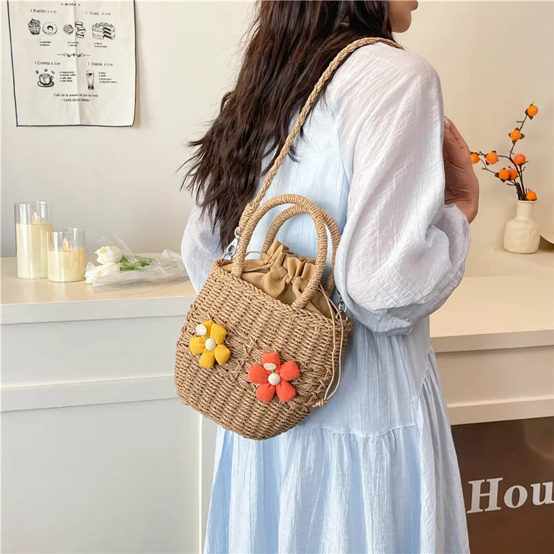 Women's Straw Flower Vacation Square String Straw Bag display picture 104
