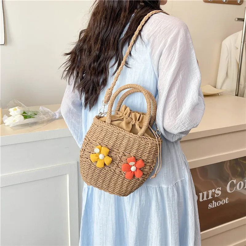 Women's Straw Flower Vacation Square String Straw Bag display picture 10