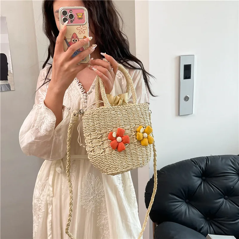 Women's Straw Flower Vacation Square String Straw Bag display picture 46