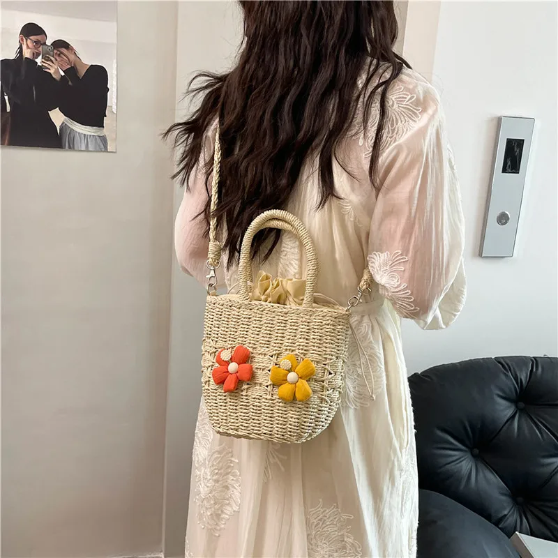 Women's Straw Flower Vacation Square String Straw Bag display picture 29