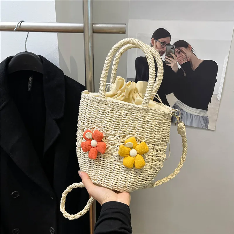 Women's Straw Flower Vacation Square String Straw Bag display picture 21