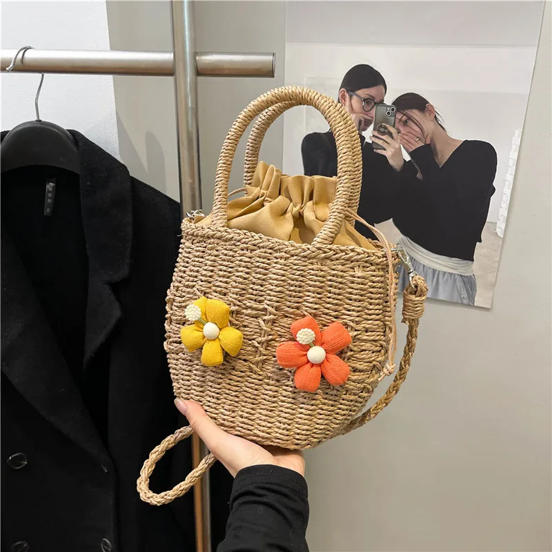 Women's Straw Flower Vacation Square String Straw Bag display picture 31