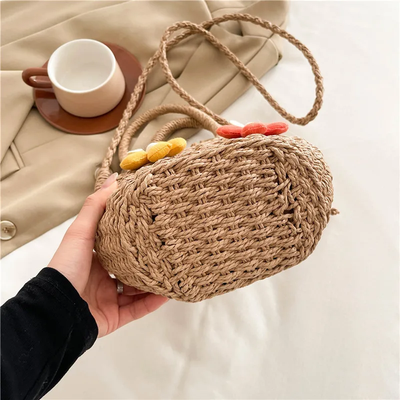 Women's Straw Flower Vacation Square String Straw Bag display picture 100