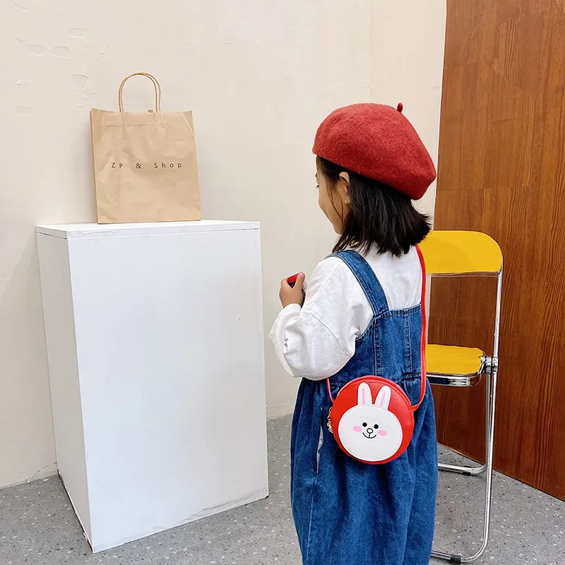 Kid'S Pu Leather Animal Cartoon Cute Round Zipper Shoulder Bag display picture 20