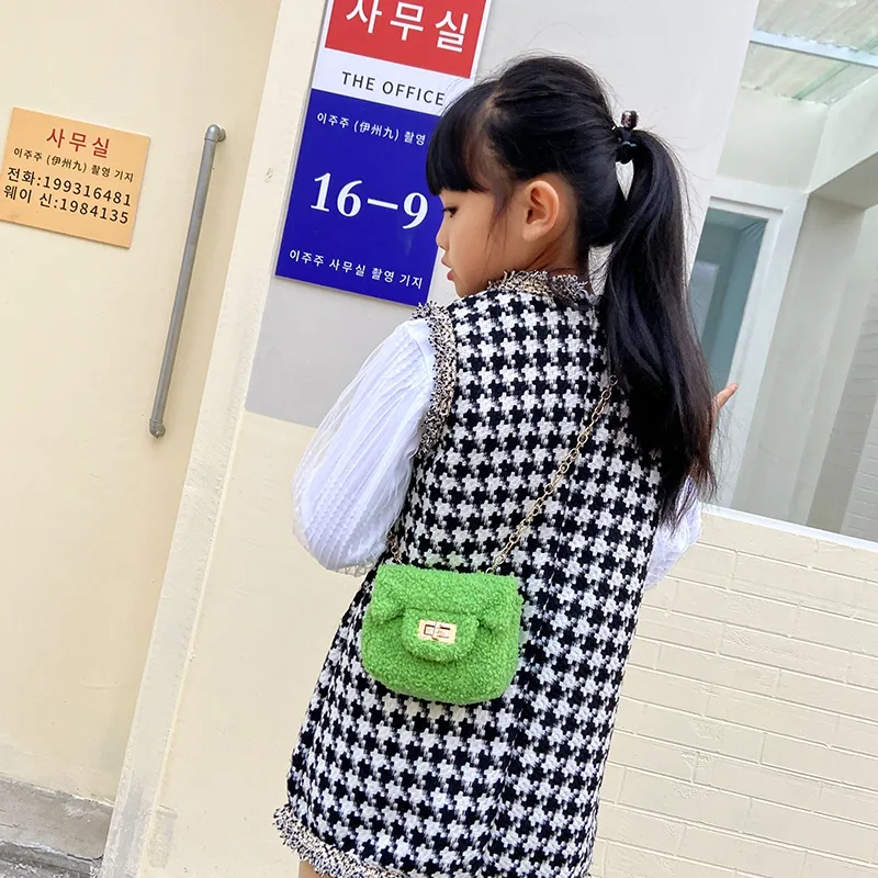 Women's Plush Solid Color Cute Square Lock Clasp Crossbody Bag display picture 31