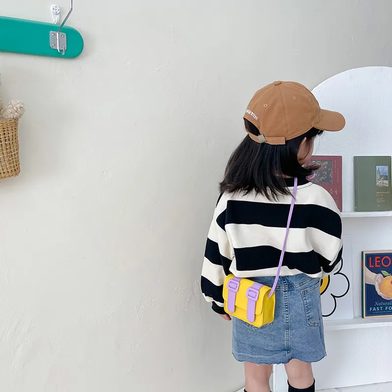 Kid'S Pu Leather Color Block Cute Square Magnetic Buckle Shoulder Bag display picture 42