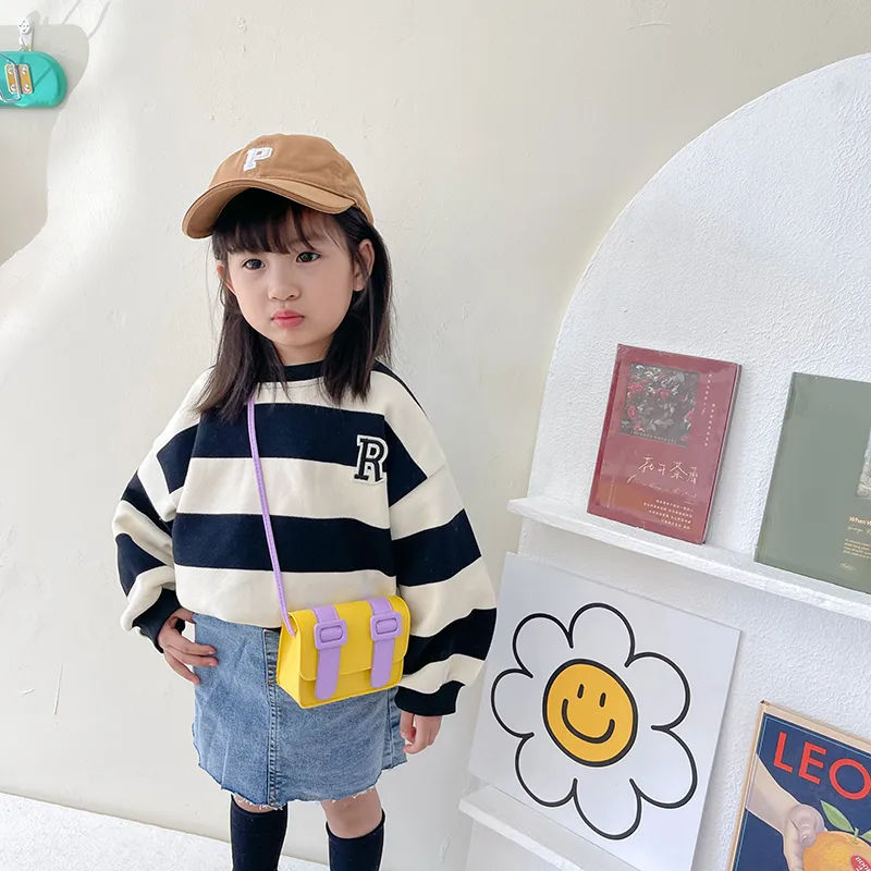 Kid'S Pu Leather Color Block Cute Square Magnetic Buckle Shoulder Bag display picture 33