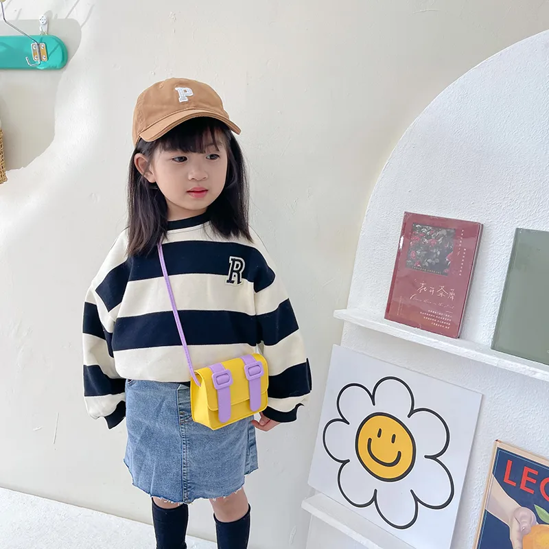 Kid'S Pu Leather Color Block Cute Square Magnetic Buckle Shoulder Bag display picture 50