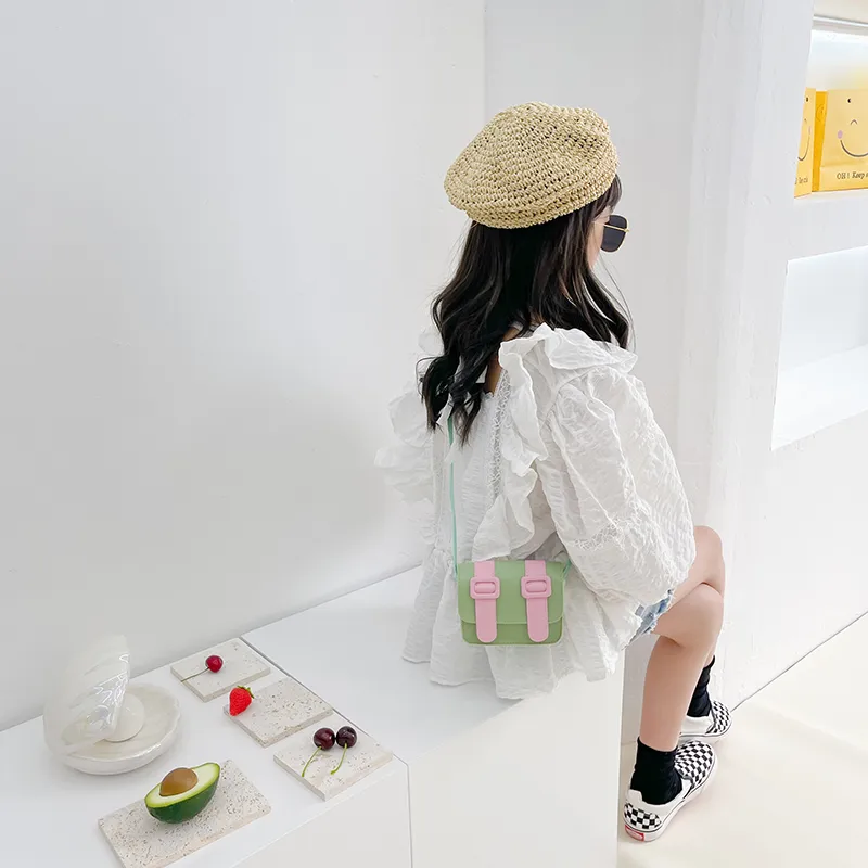 Kid'S Pu Leather Color Block Cute Square Magnetic Buckle Shoulder Bag display picture 43