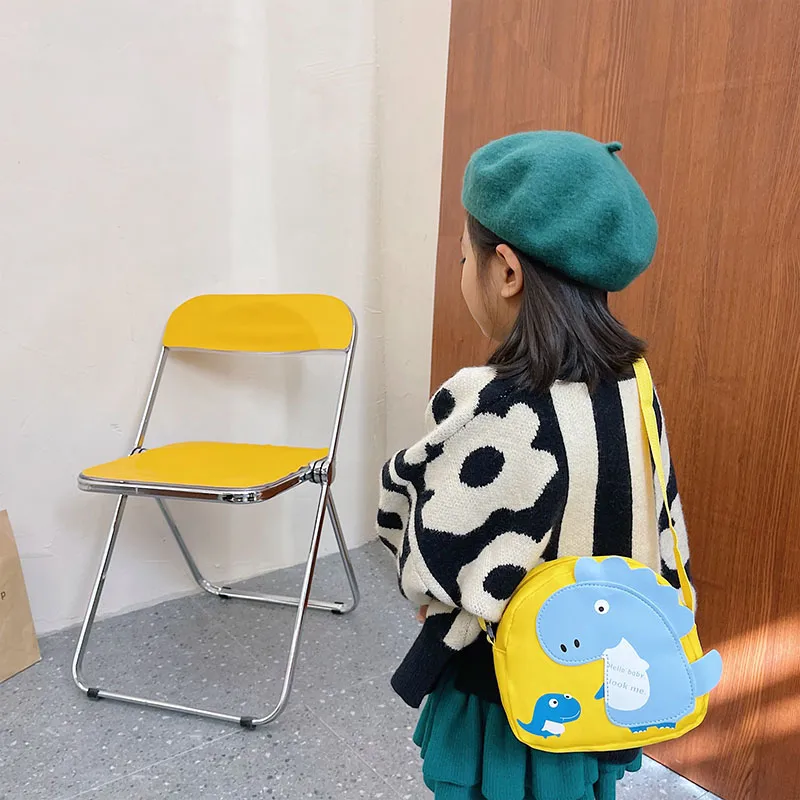 Kid'S Nylon Cartoon Dinosaur Cute Oval Zipper Crossbody Bag display picture 8