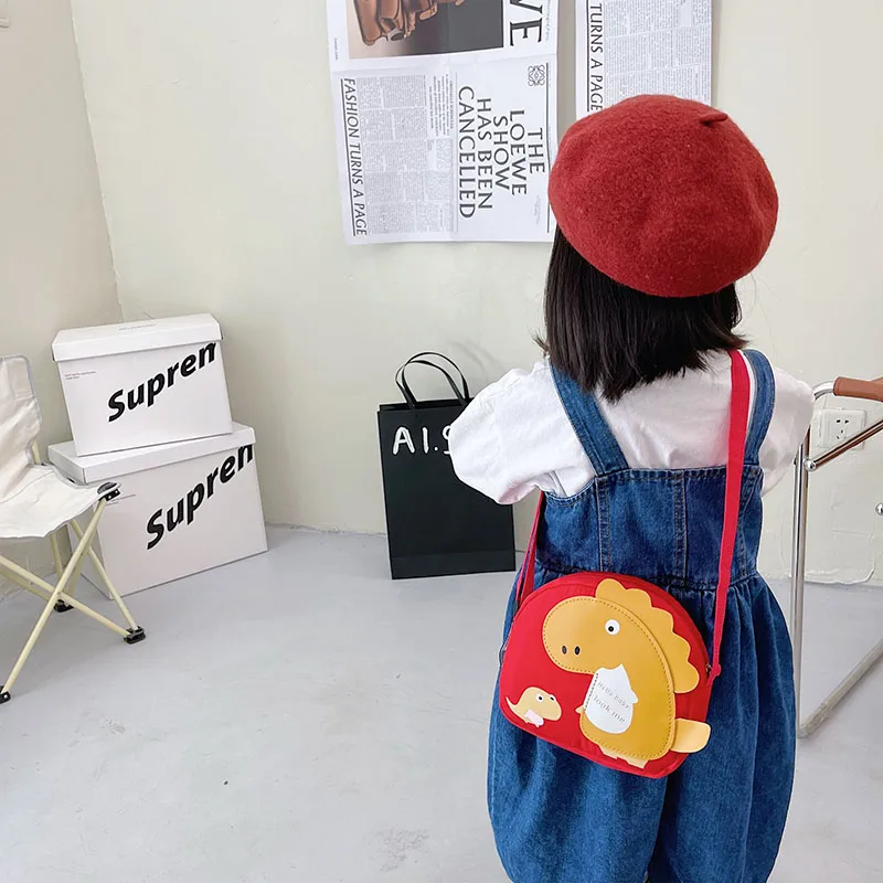 Kid'S Nylon Cartoon Dinosaur Cute Oval Zipper Crossbody Bag display picture 32