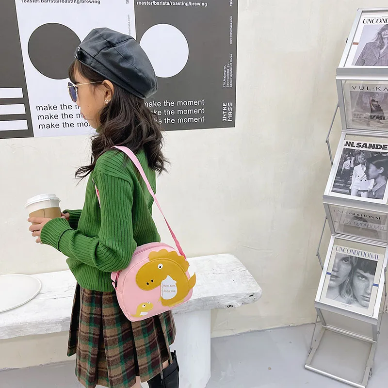 Kid'S Nylon Cartoon Dinosaur Cute Oval Zipper Crossbody Bag display picture 31