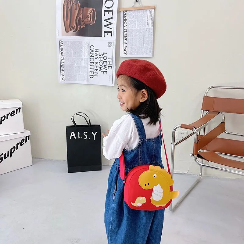 Kid'S Nylon Cartoon Dinosaur Cute Oval Zipper Crossbody Bag display picture 37