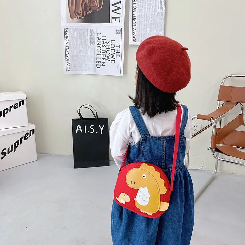 Kid'S Nylon Cartoon Dinosaur Cute Oval Zipper Crossbody Bag display picture 9