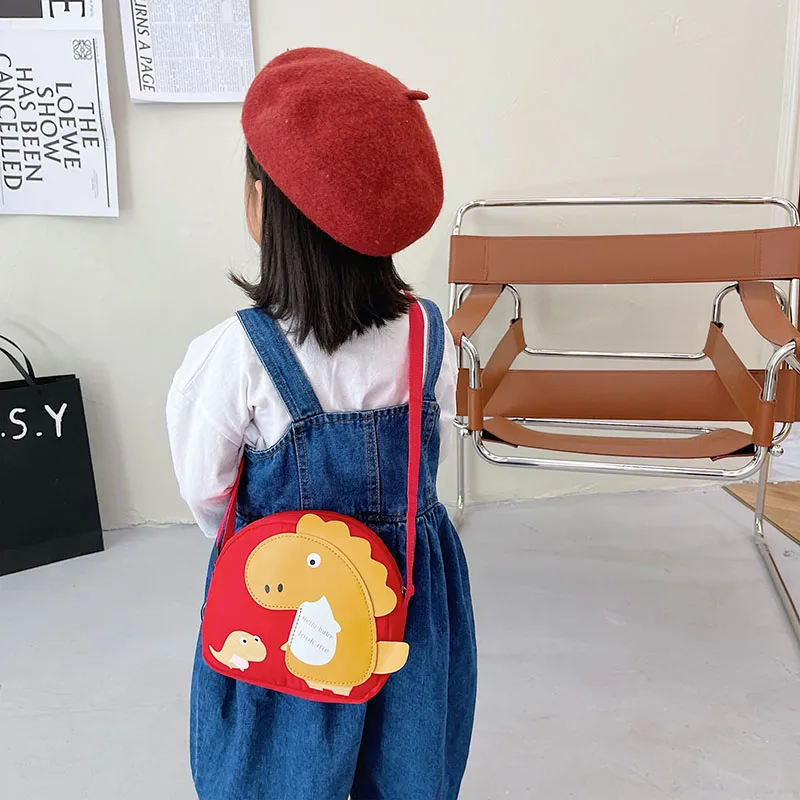 Kid'S Nylon Cartoon Dinosaur Cute Oval Zipper Crossbody Bag display picture 11